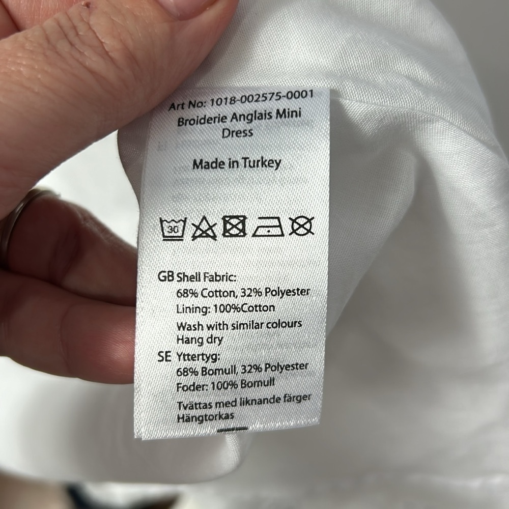NA-KD Broiderie Anglais Mini Dress - Picture 7 of 9